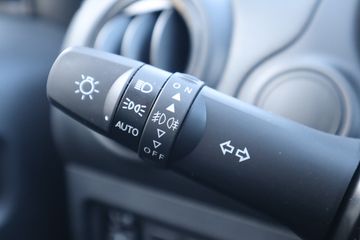 Voertuigafbeelding 8