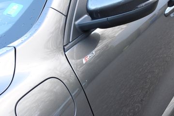 Voertuigafbeelding 30