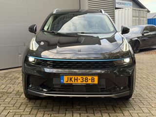 Voertuigafbeelding 6