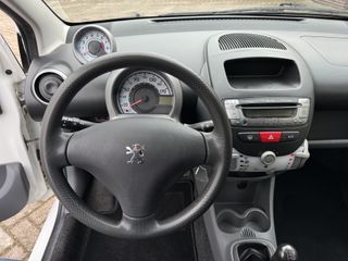 Voertuigafbeelding 5