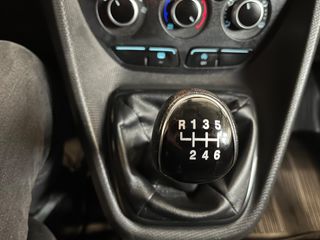 Voertuigafbeelding 26