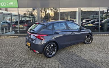 Voertuigafbeelding 3