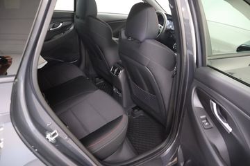 Voertuigafbeelding 12