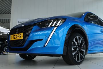 Voertuigafbeelding 4