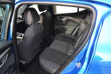 Voertuigafbeelding 12