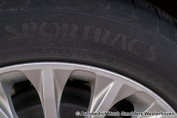 Voertuigafbeelding 11