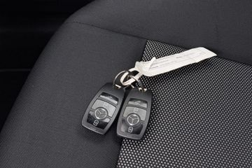 Voertuigafbeelding 25