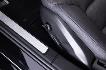 Voertuigafbeelding 9