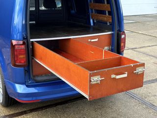 Voertuigafbeelding 12