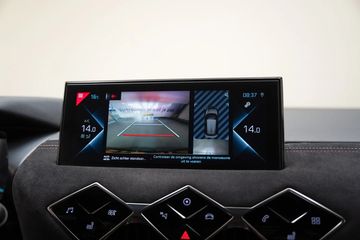 Voertuigafbeelding 4