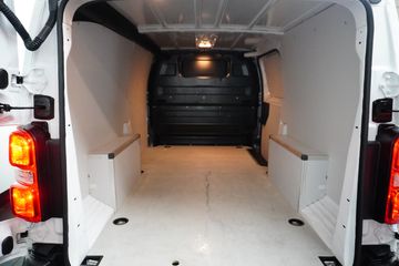 Voertuigafbeelding 8