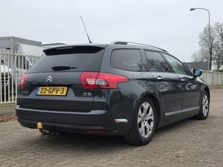 Voertuigafbeelding 5