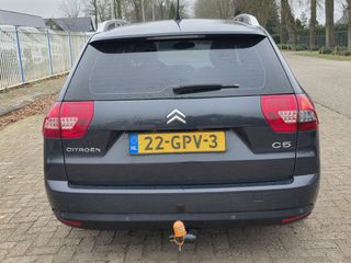 Voertuigafbeelding 6