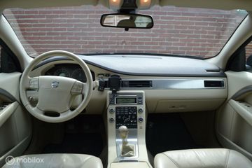 Voertuigafbeelding 11