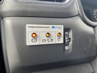 Voertuigafbeelding 13