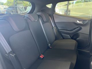 Voertuigafbeelding 9