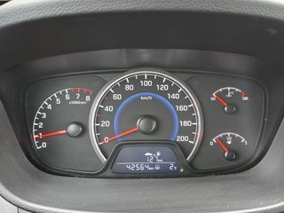 Voertuigafbeelding 12