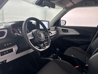 Voertuigafbeelding 12