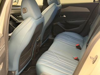 Voertuigafbeelding 13