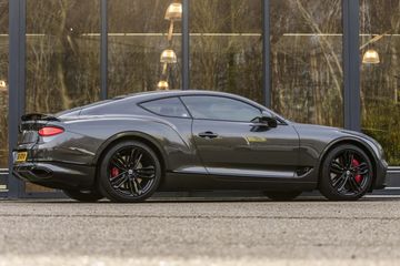 Voertuigafbeelding 3