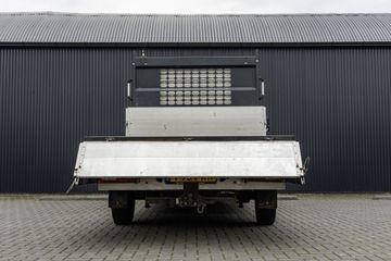 Voertuigafbeelding 8