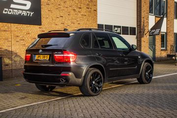 Voertuigafbeelding 5