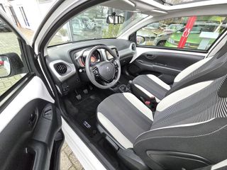 Voertuigafbeelding 12