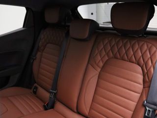 Voertuigafbeelding 34