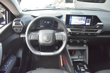 Voertuigafbeelding 10