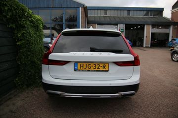 Voertuigafbeelding 4