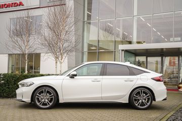 Voertuigafbeelding 13