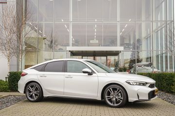 Voertuigafbeelding 15