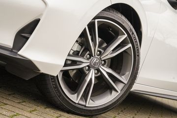 Voertuigafbeelding 3