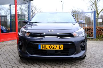 Voertuigafbeelding 6