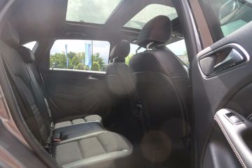 Voertuigafbeelding 24