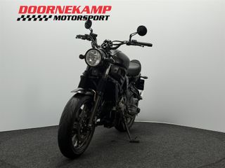 Voertuigafbeelding 5