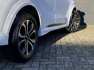 Voertuigafbeelding 9