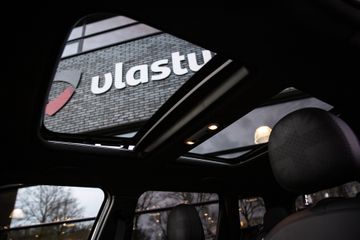 Voertuigafbeelding 3