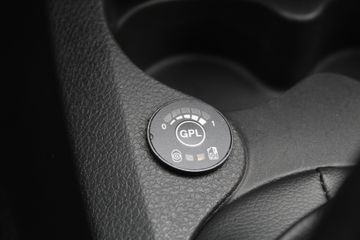 Voertuigafbeelding 19