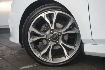 Voertuigafbeelding 35