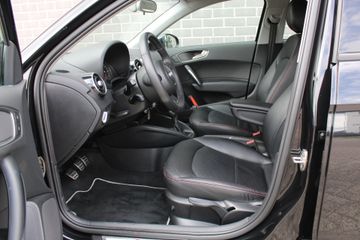 Voertuigafbeelding 7