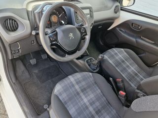 Voertuigafbeelding 6