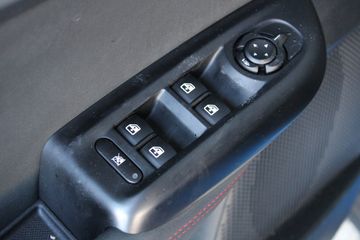 Voertuigafbeelding 17