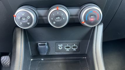 Voertuigafbeelding 12