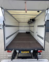 Voertuigafbeelding 4