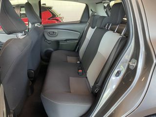 Voertuigafbeelding 12