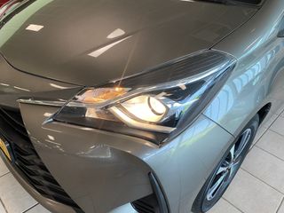 Voertuigafbeelding 8