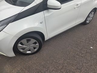 Voertuigafbeelding 5