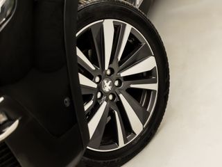 Voertuigafbeelding 18