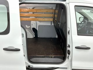 Voertuigafbeelding 10